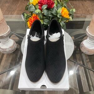 Sonoma Black Ankle Boots